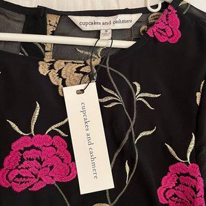 Cupcakes and Cashmere black floral blouse Size S